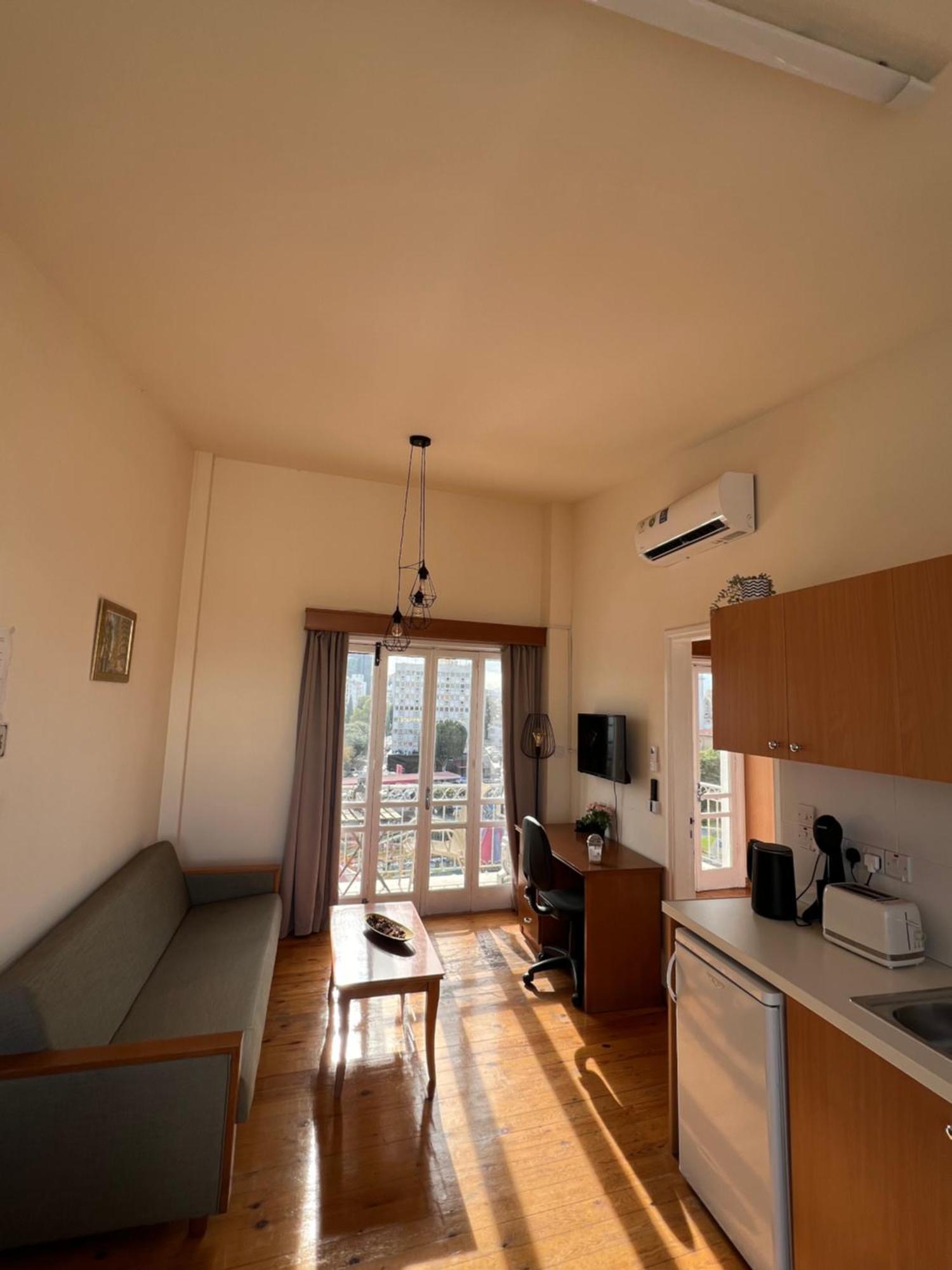 Nicosia City Centre Sky Views Apartment Ngoại thất bức ảnh